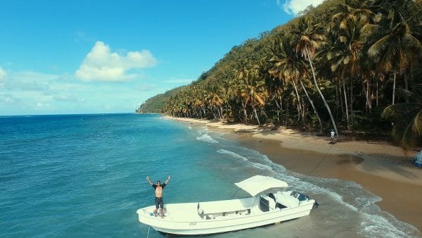 Playa Ermitaño y Playa Honda, Tour en Bote de medio día, Samaná - República Dominicana