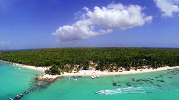 Saona Island Private Tour from La Romana Hotels- La Romana Lobby